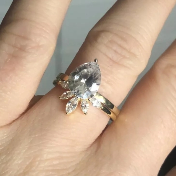 925 Sterling Silver Yellow Gold Cubic Zirconia - Picture 10 of 12